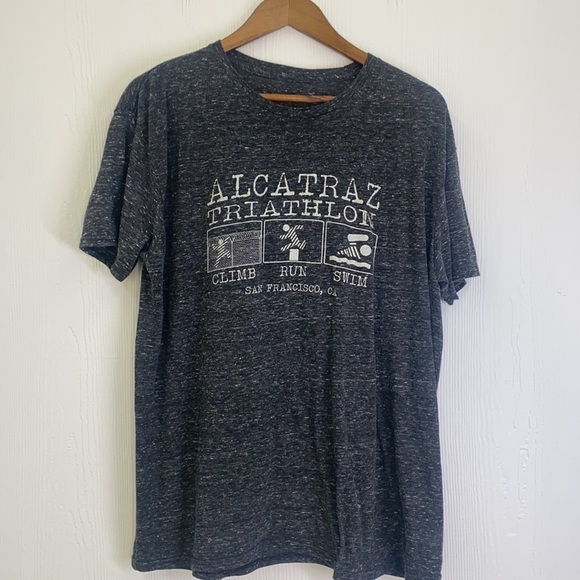 Gildan - Vintage Alcatraz Triathlon San Fran CA Grey And White T Shirt Size XL - Picture 7 of 8